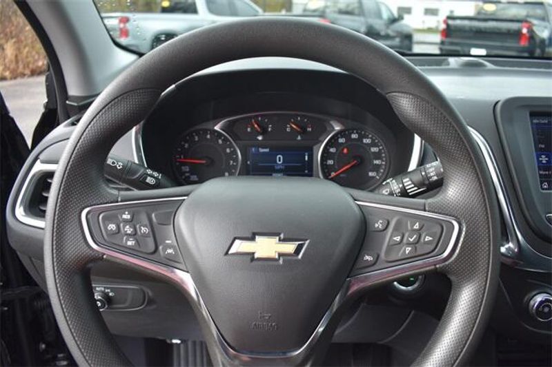 Used 2023 Chevrolet Equinox LTImage 34