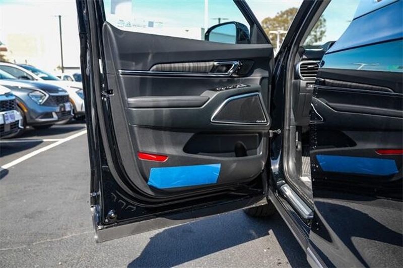 2025 Kia Telluride SXImage 21