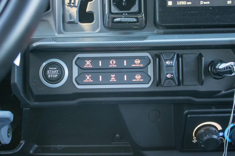 NEW 2026 CAN-AM DEFENDER MAX LONE STAR CAB HD11 Image 26