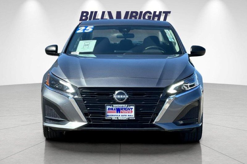 Used 2025 Nissan Altima 2.5 SVImage 8
