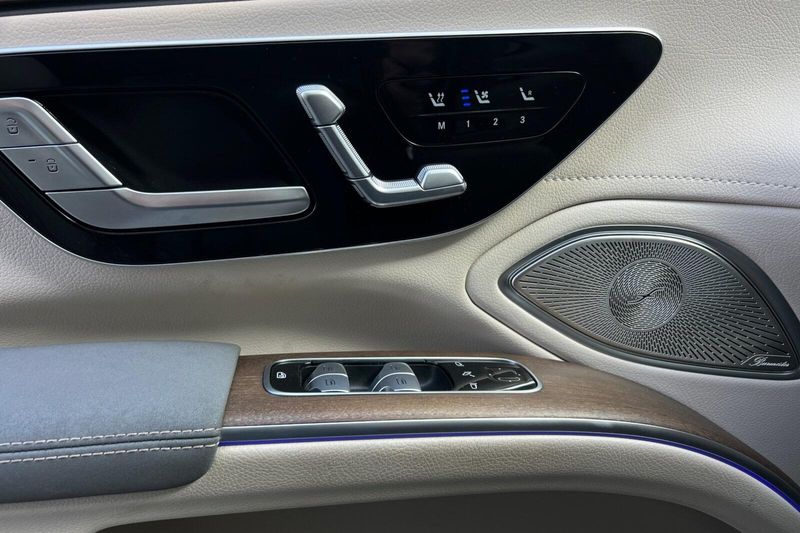 2022 Mercedes-Benz EQS 450Image 11