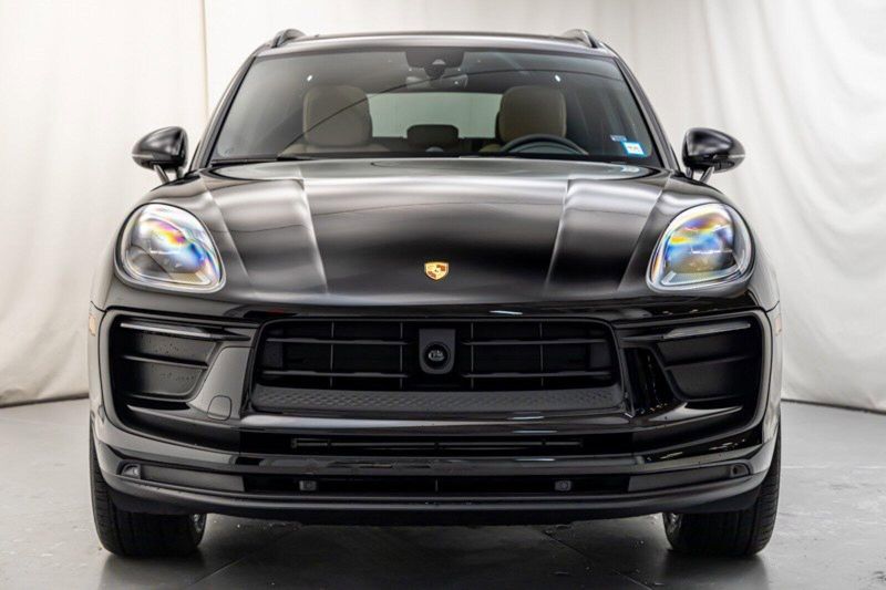 2024 Porsche Macan Image 7