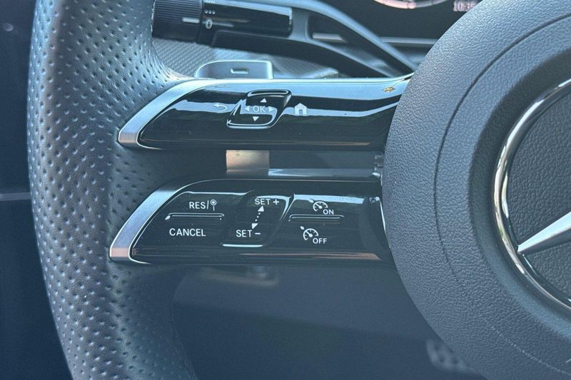 Used 2025 Mercedes-Benz C-Class C 300Image 26