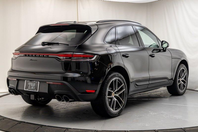 2024 Porsche Macan Image 5