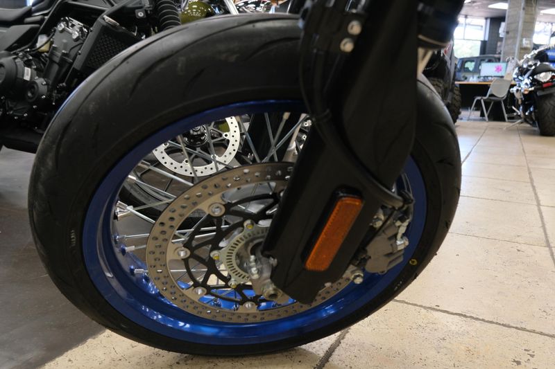 NEW 2025 SUZUKI DRZ400SM Image 19