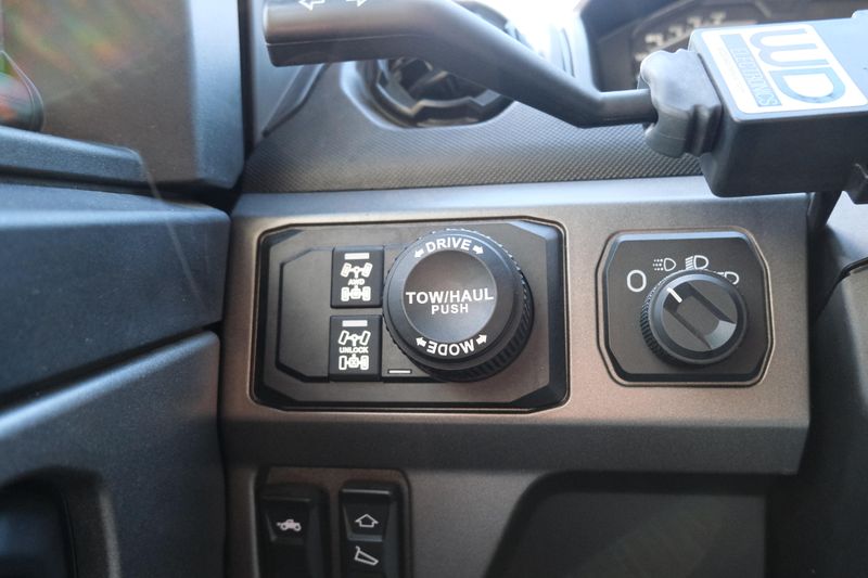 NEW 2025 POLARIS RANGER CREW XD 1500 NORTHSTAR EDITION ULTIMATE Image 27