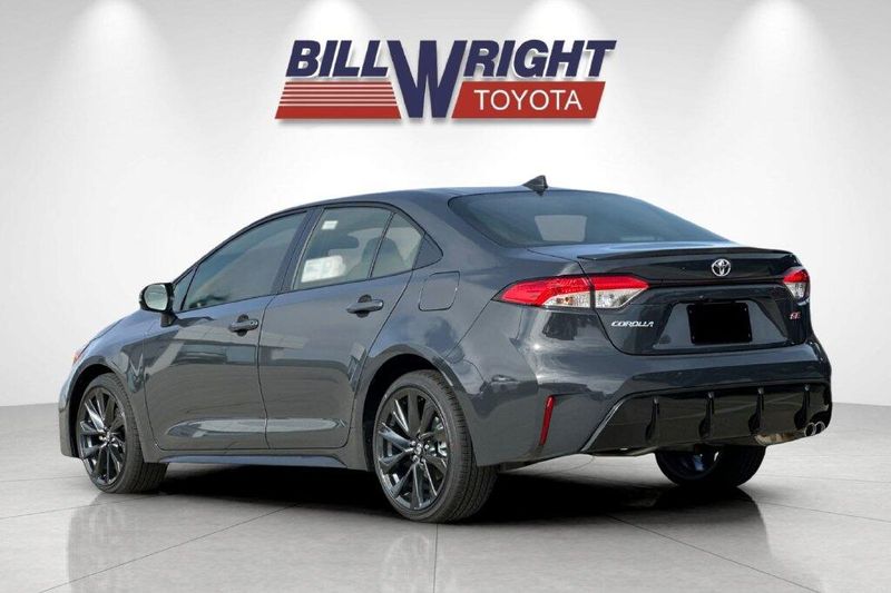 New 2027 Toyota Corolla SEImage 5