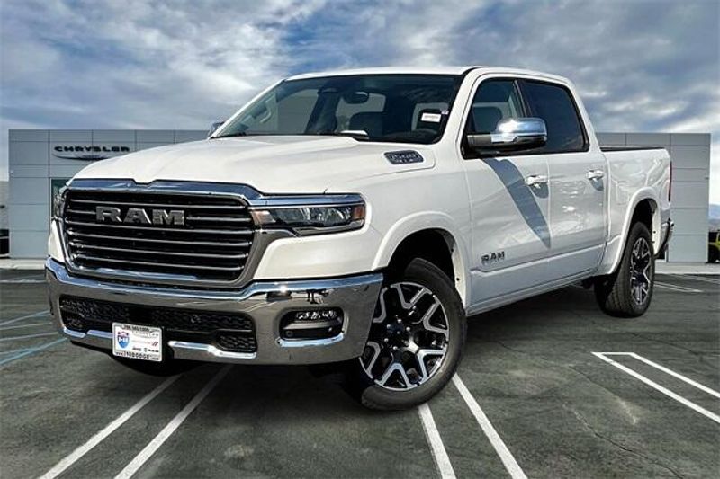 2025 RAM 1500 Laramie Crew Cab 4x4 5