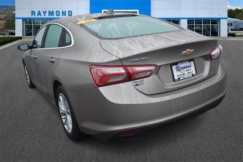 2022 Chevrolet Malibu LTImage 5