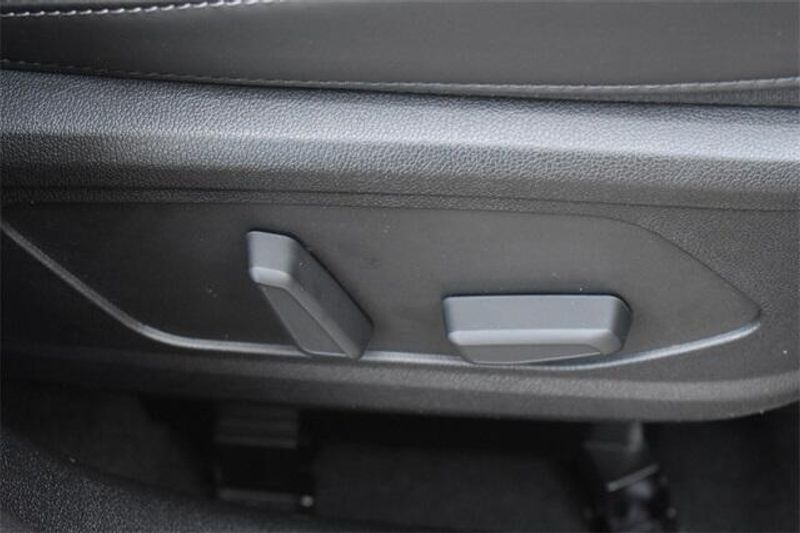 2025 Kia Sorento X-Line EXImage 12