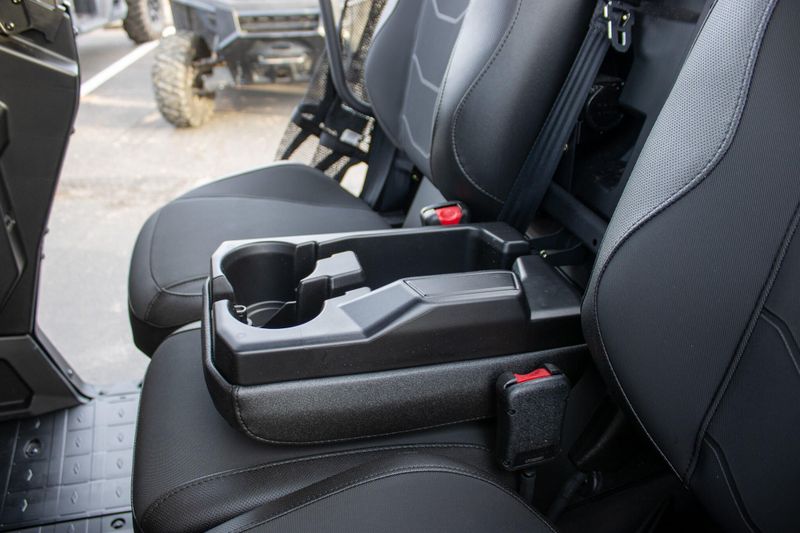 NEW 2026 CAN-AM DEFENDER MAX XT HD9 Image 16