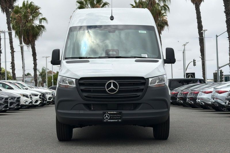New 2026 Mercedes-Benz Sprinter 2500 Cargo 170 WBImage 6