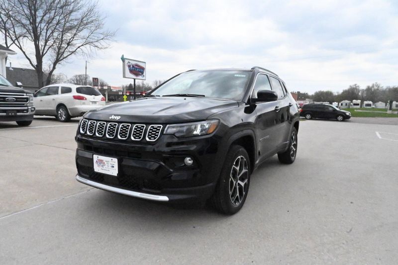 2025 Jeep Compass LimitedImage 5