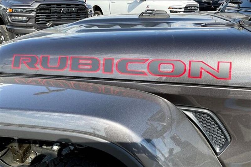New 2025 Jeep Wrangler 4-door Rubicon XImage 13