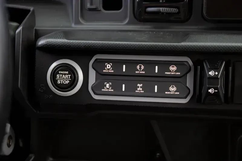 NEW 2026 CAN-AM DEFENDER MAX LONE STAR CAB HD11 Image 19