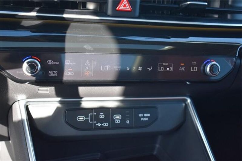 New 2026 Kia Carnival Hybrid SX PrestigeImage 34