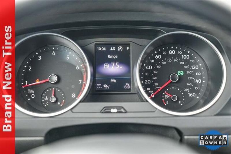 Used 2021 Volkswagen Tiguan 2.0T SE R-Line BlackImage 23
