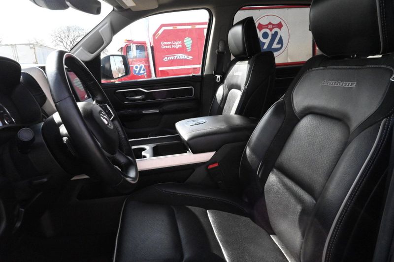 2022 RAM 1500 LaramieImage 10