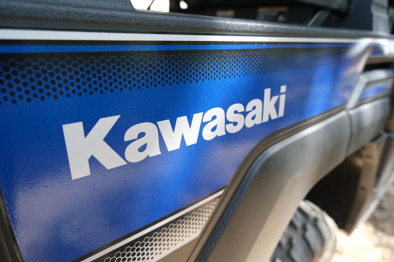 2024 Kawasaki MULE PROFXT 1000 LE BLUEImage 17