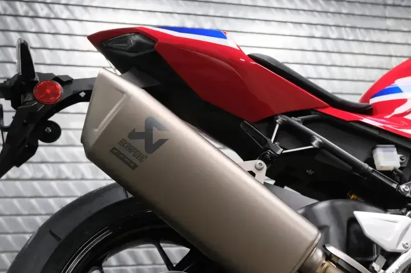 NEW 2026 HONDA CBR1000RRR FIREBLADE SP Image 16
