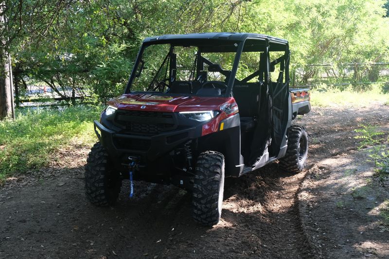 2025 Polaris RANGER CREW XP 1000 PREMIUM SUNSET RED Image 32