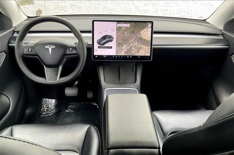 2021 Tesla Model Y Long RangeImage 15