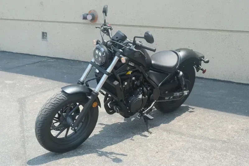 2025 Honda REBEL 500 ABS MATTE BLACK METALLIC Image 3