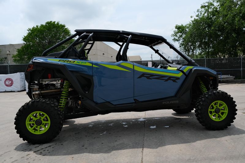 NEW 2025 POLARIS RZR PRO XP 4 ULTIMATE Image 2