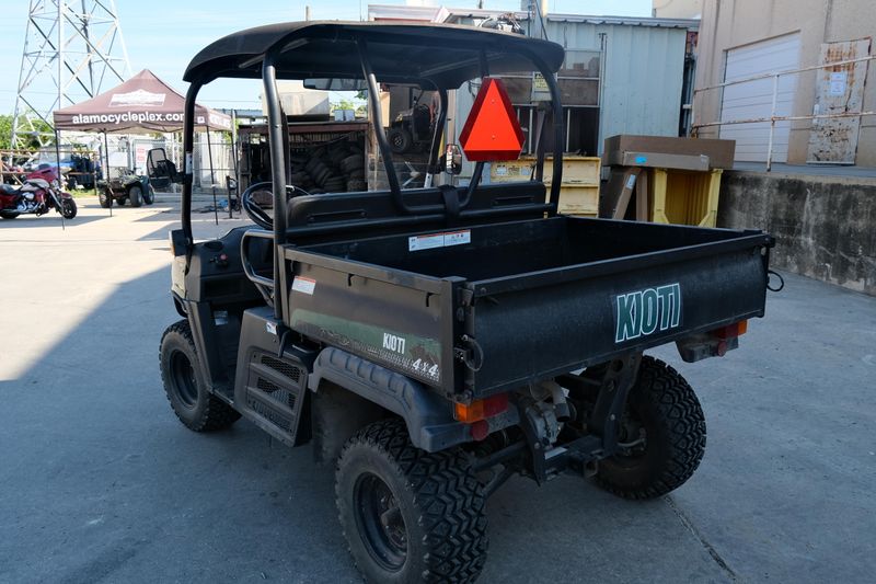 USED 2017 KIOTI MECHRON 2200 Image 5