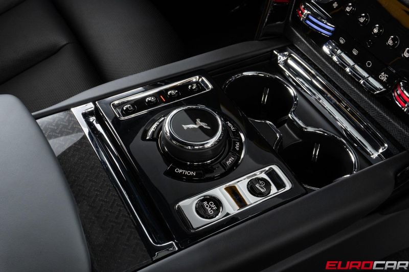 Used 2024 Rolls-Royce Cullinan Black Badge *BESPOKE INTERIOR*Image 34