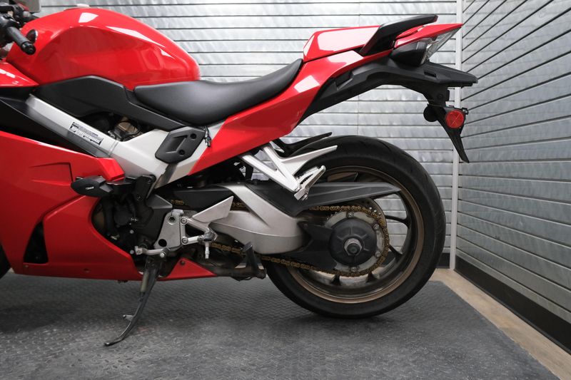 USED 2015 HONDA INTERCEPTOR DLX Image 15