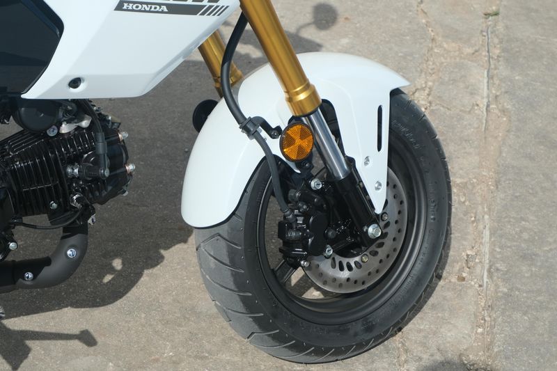 2026 Honda GROM PEARL WHITE Image 18