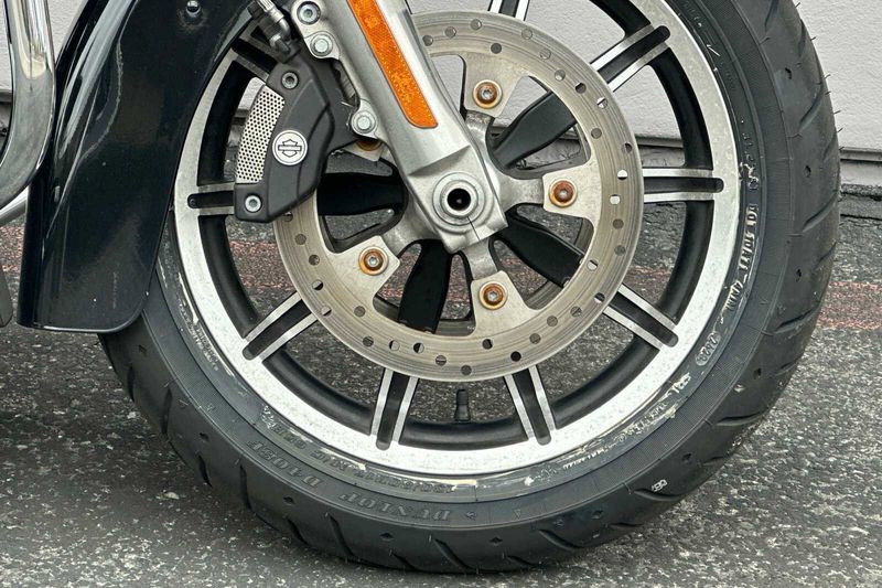 2019 Harley-Davidson Electra GlideImage 19