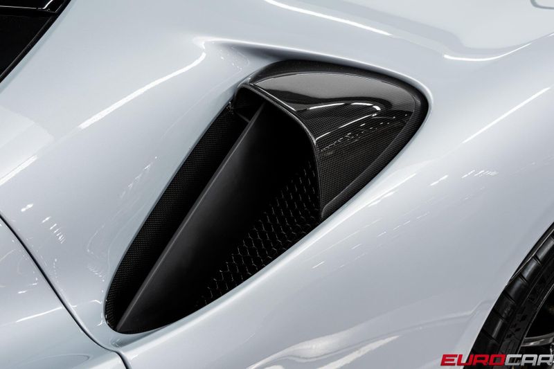 Used 2025 Ferrari SF90 XX *INSANE SPEC * HUGE CARBON OPTIONS*Image 21