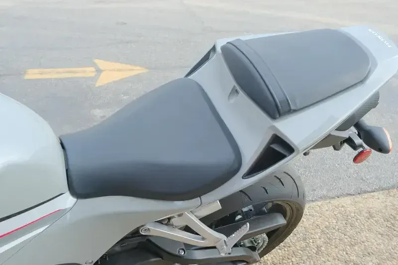 NEW 2026 HONDA CBR600RRT Image 10