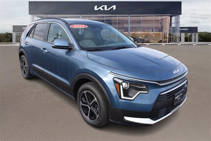 2025 Kia Niro EXImage 10