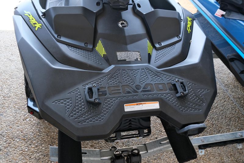USED 2023 SEADOO SPARK TRIXX 3-UP ROTAX 900 HO ACE IBR Image 10