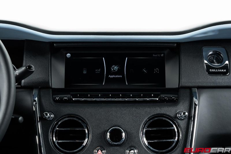 Used 2024 Rolls-Royce Cullinan *BESPOKE INTERIOR * SHOOTING STAR HEADLINER*Image 26