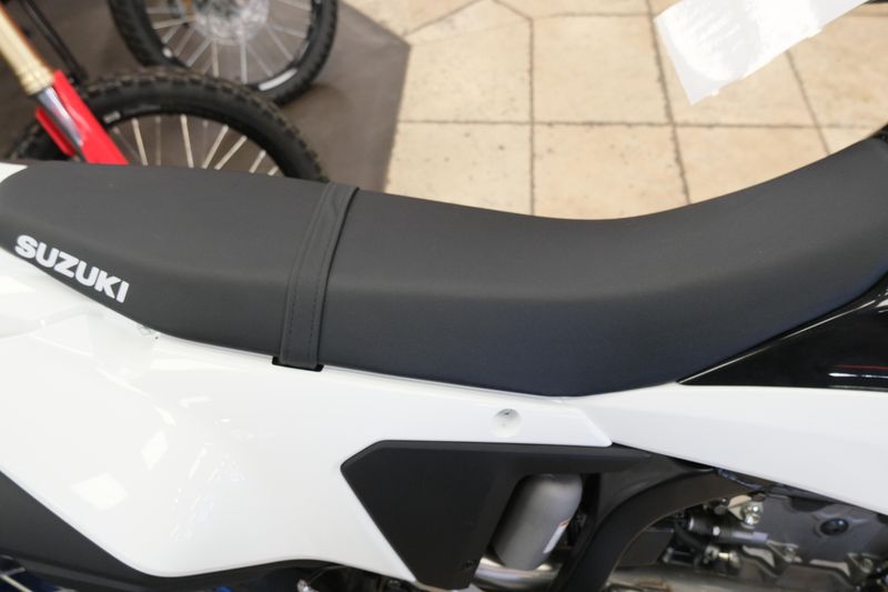 NEW 2025 SUZUKI DRZ400SM Image 13