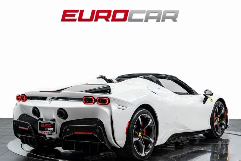Used 2024 Ferrari SF90 Spider *TAILOR MADE * CARBON RACING SEATS * FULL PPF*Image 6