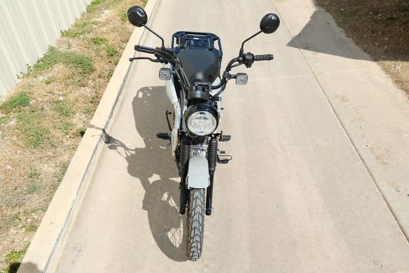 NEW 2025 HONDA TRAIL 125 Image 9