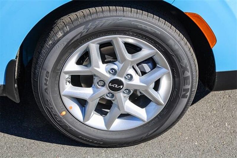 New 2025 Kia Soul SImage 26