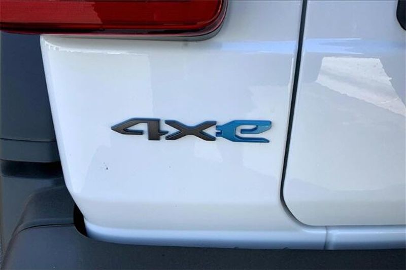 Used 2022 Jeep Wrangler 4xE Unlimited Rubicon 4xeImage 31