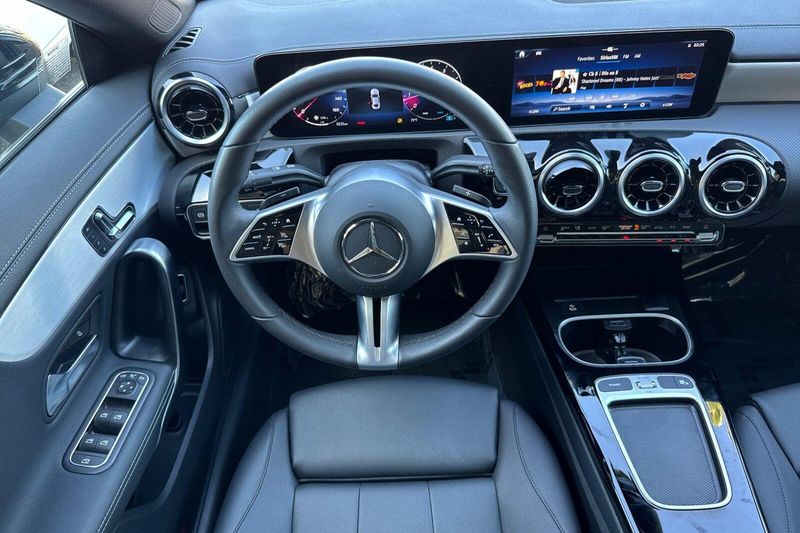 Used 2025 Mercedes-Benz CLA 250Image 16