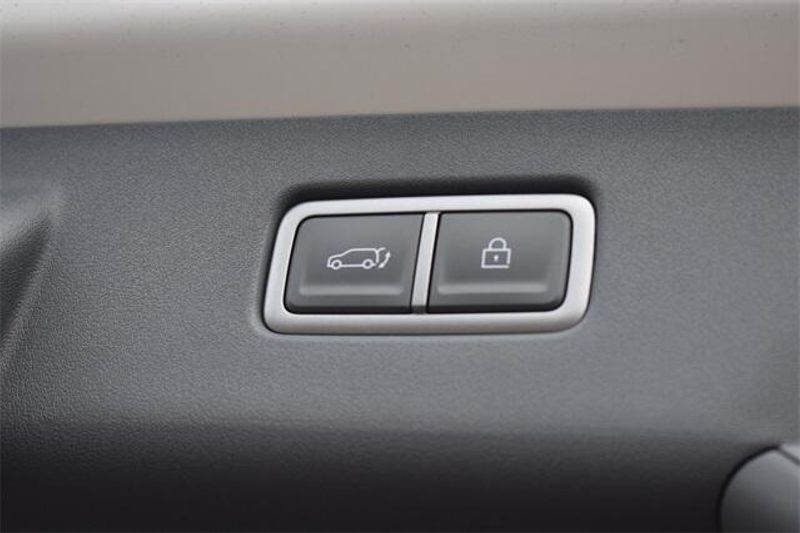 New 2026 Kia EV9 LandImage 19