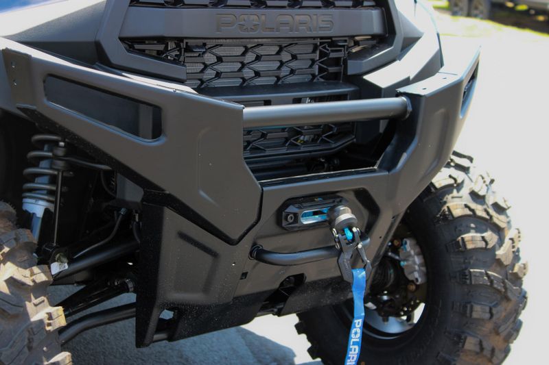 2025 Polaris RANGER CREW XP 1000 TEXAS EDITION BLACK CRYSTAL Image 10