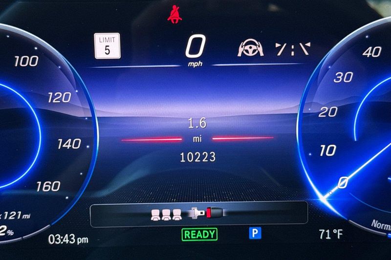 Used 2025 Mercedes-Benz EQE 350 SUVImage 32