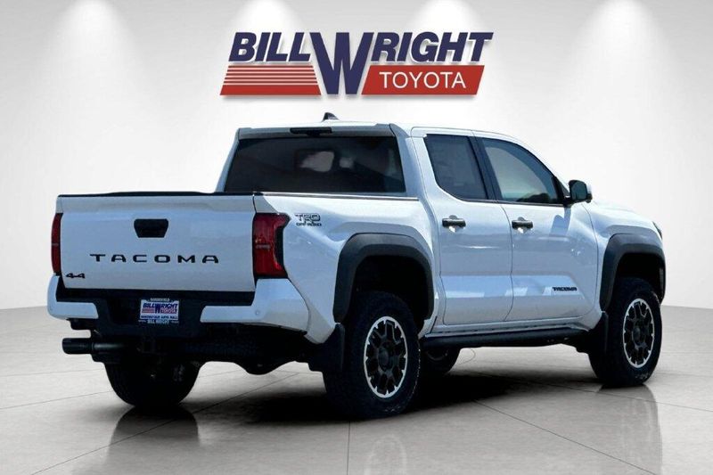 New 2026 Toyota Tacoma TRD Off-RoadImage 3