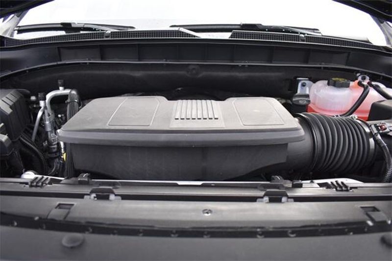 2025 Chevrolet Suburban PremierImage 41