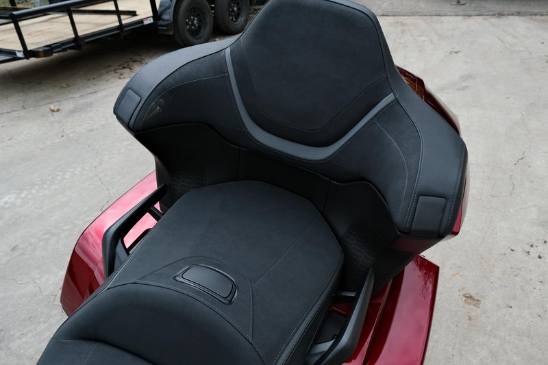 NEW 2026 HONDA GOLDWING TOUR Image 17